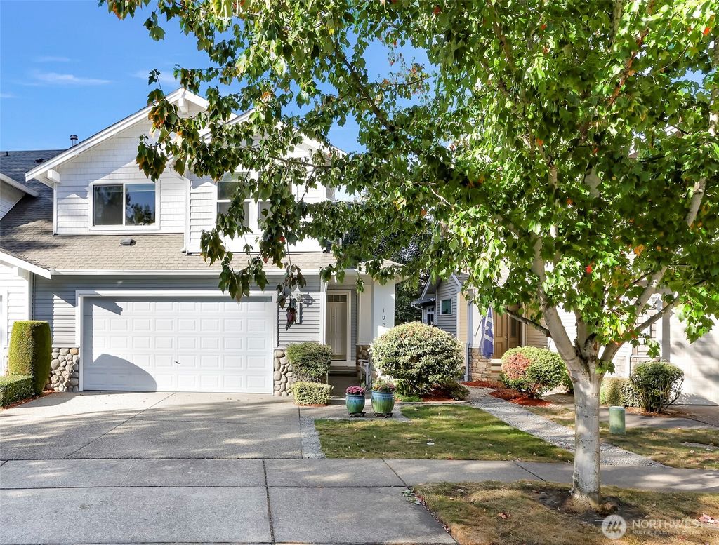 Photo of 319 196th Place SW #102, Lynnwood, WA 98036 (MLS # 2433562)