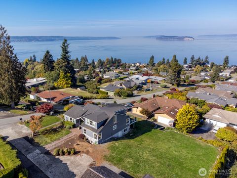 Photo of 5037 33rd Avenue W, Everett, WA 98203 (MLS # 2442288)