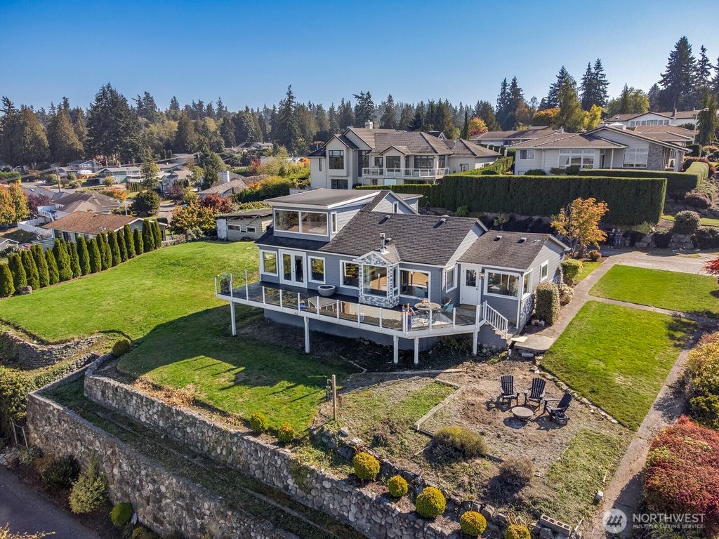 Photo of 5037 33rd Avenue W, Everett, WA 98203 (MLS # 2442288)