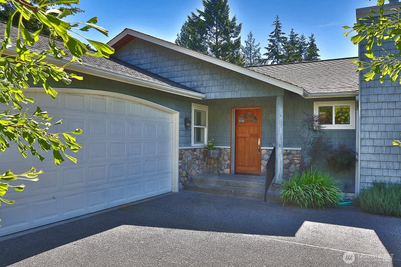 2441 Hillis Drive