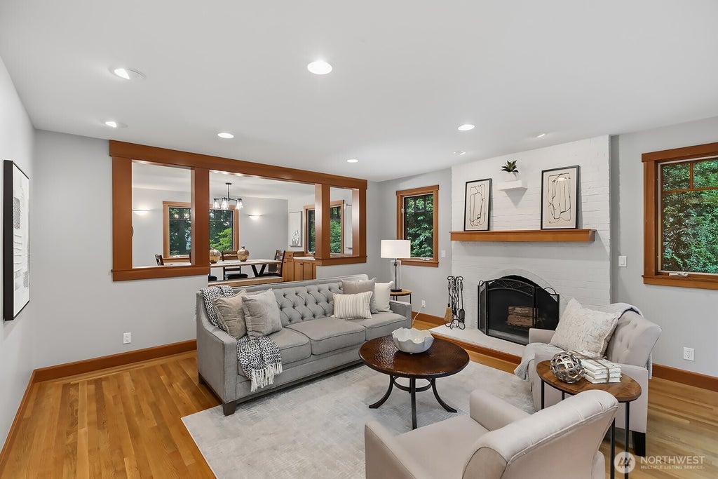 Photo of 16504 164th Avenue NE, Woodinville, WA 98072 (MLS # 2540433)