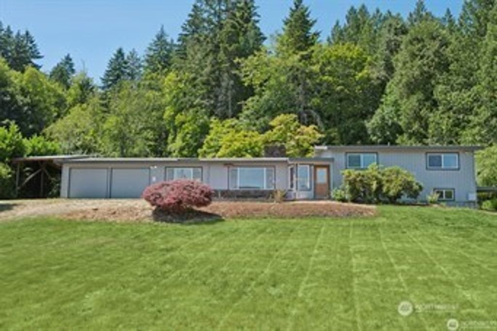 Photo of 15006 Goodrich Drive NW, Gig Harbor, WA 98329 (MLS # 2506178)