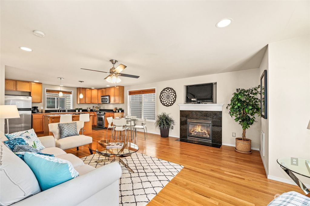 Photo of 8520 Nesbit Avenue N, Seattle, WA 98103 (MLS # 2324498)