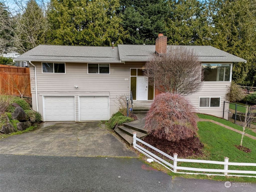 Photo of 5414 NE 195th Street, Lake Forest Park, WA 98155 (MLS # 2189747)