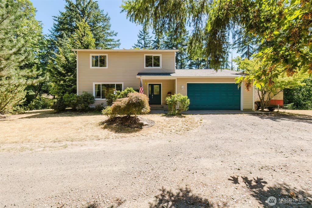 Photo of 2867 Sand Dollar Road W, Bremerton, WA 98312 (MLS # 2566222)