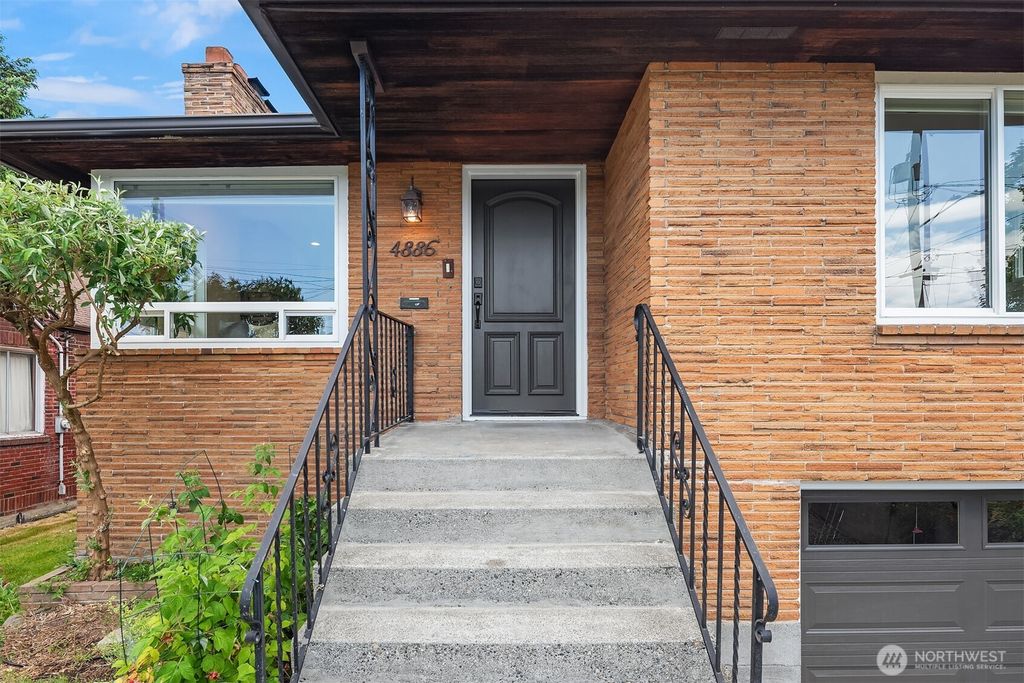 Photo of 4886 24th Avenue S, Seattle, WA 98108 (MLS # 2394307)