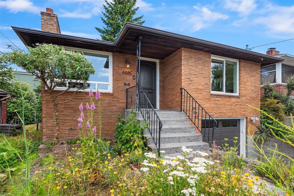 Photo of 4886 24th Avenue S, Seattle, WA 98108 (MLS # 2394307)