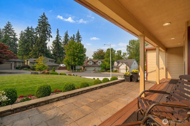 9304 NE 25th Court