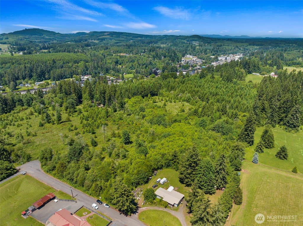 Photo of 0 Alder Street Project, Winlock, WA 98596 (MLS # 2540913)