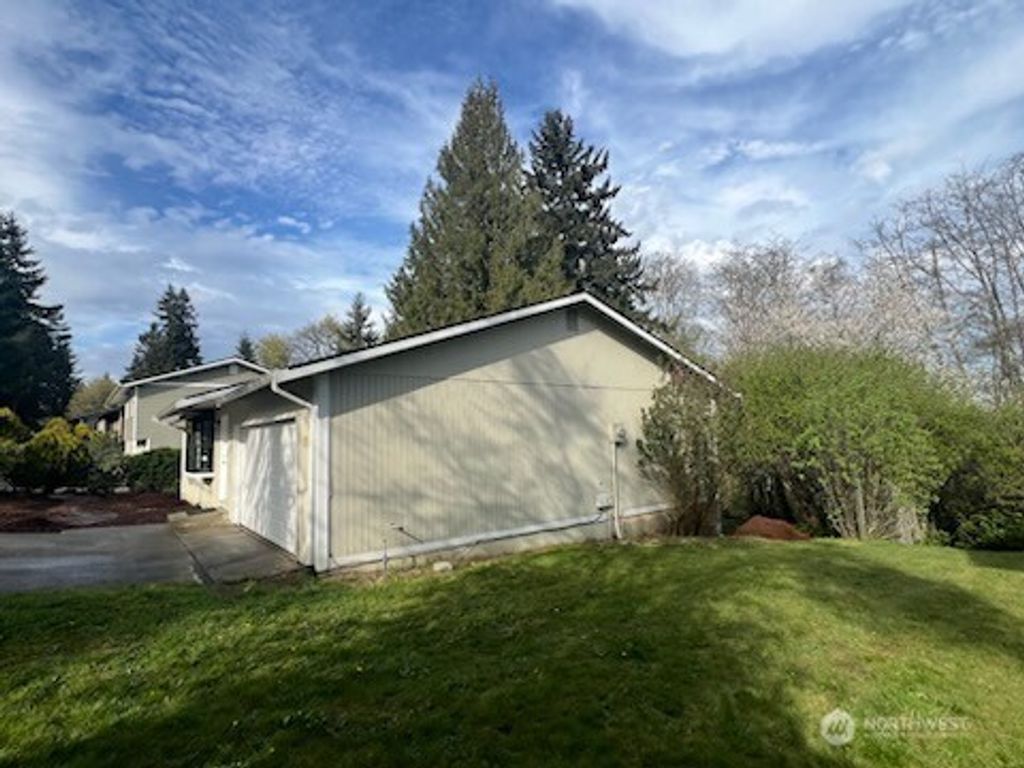Photo of 2111 Ponderosa Drive SE, Port Orchard, WA 98366 (MLS # 2507204)