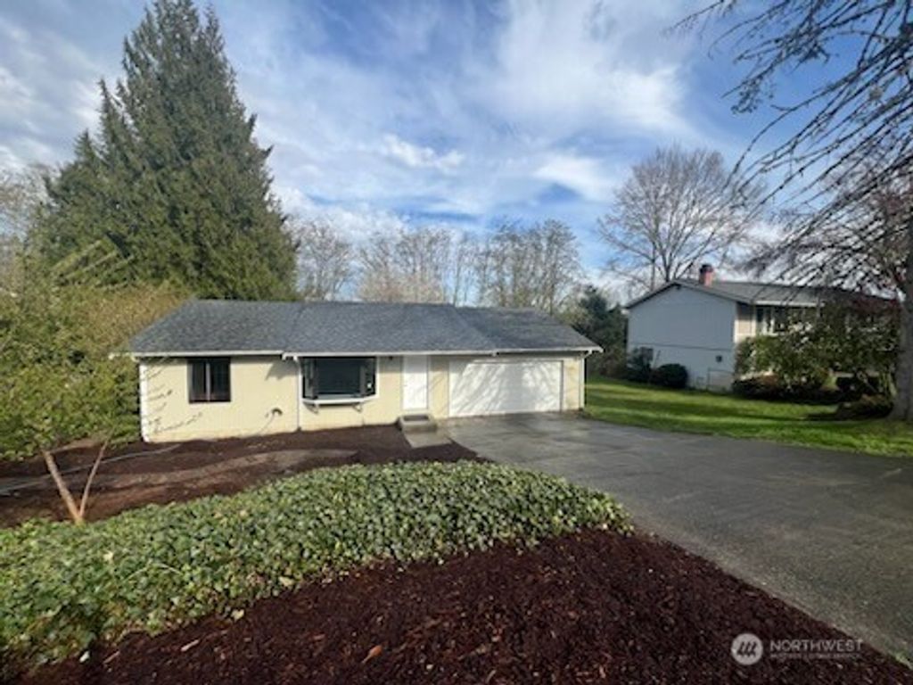 Photo of 2111 Ponderosa Drive SE, Port Orchard, WA 98366 (MLS # 2507204)