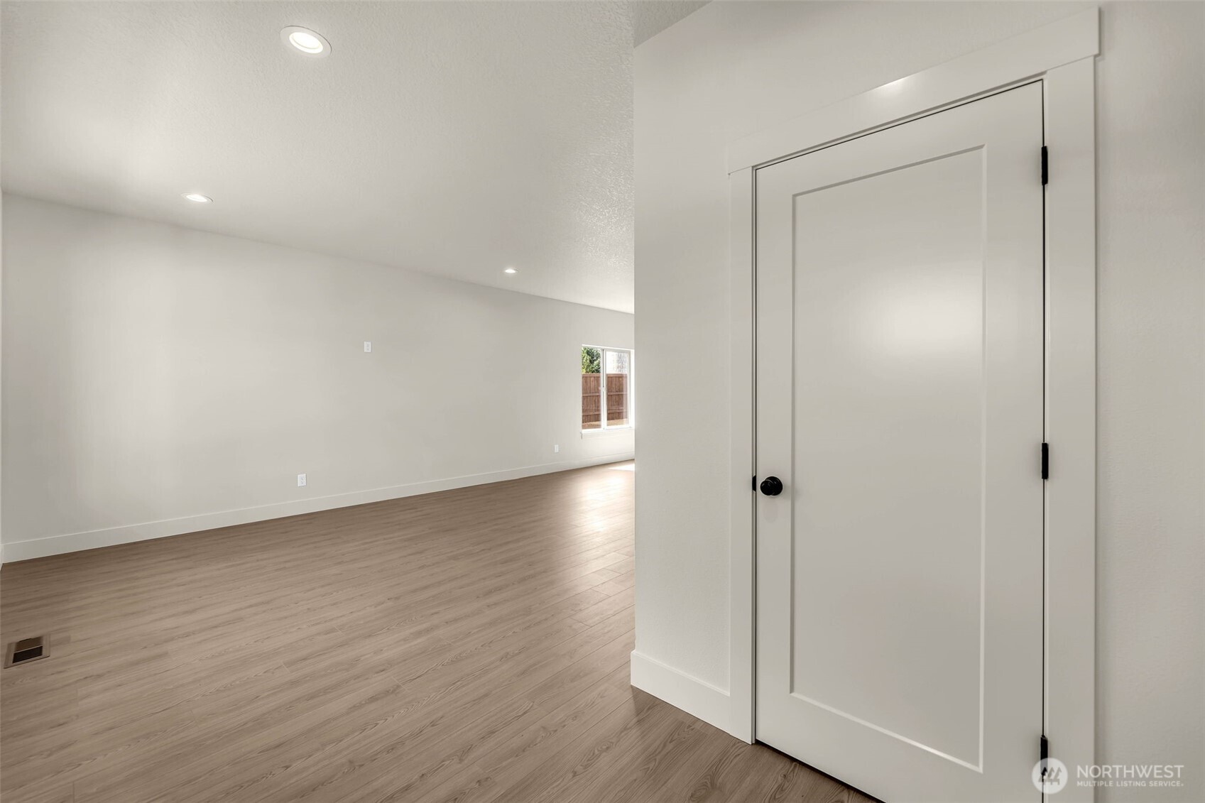 301 Cap Avenue