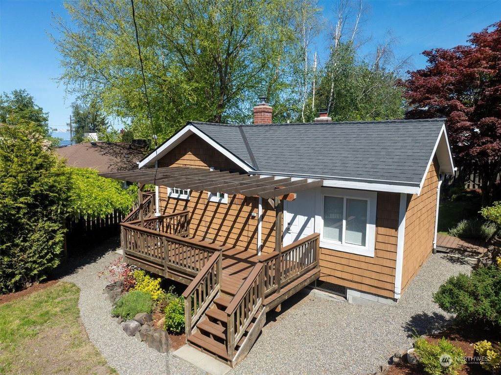 Photo of 4201 SW Thistle Street, Seattle, WA 98136 (MLS # 2237104)