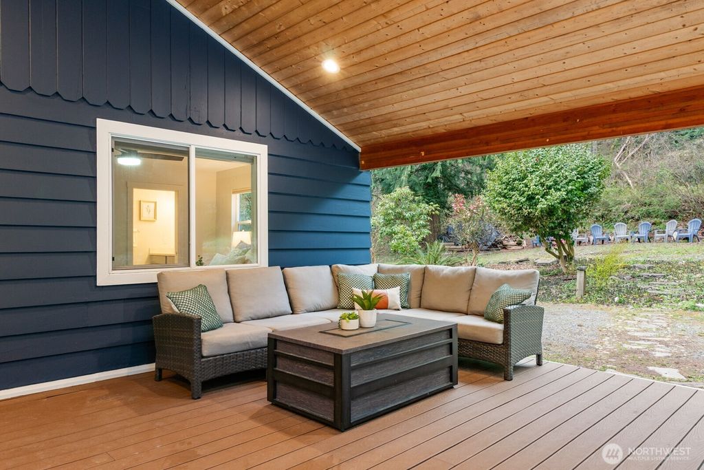 Photo of 38420 SE North Bend Way, Snoqualmie, WA 98065 (MLS # 2505746)