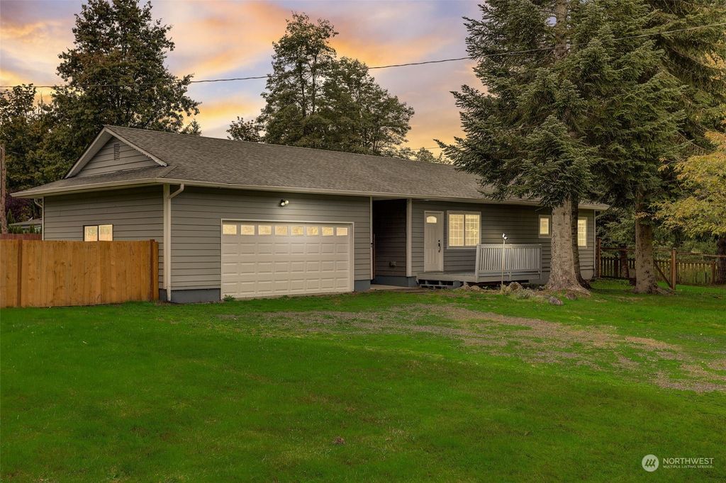 Photo of 21621 271st Place SE, Maple Valley, WA 98038 (MLS # 2170121)