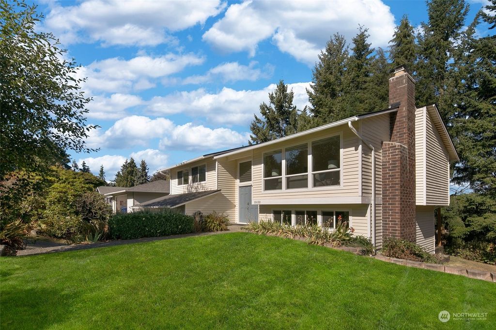 Photo of 15132 SE 48th Drive, Bellevue, WA 98006 (MLS # 2005768)