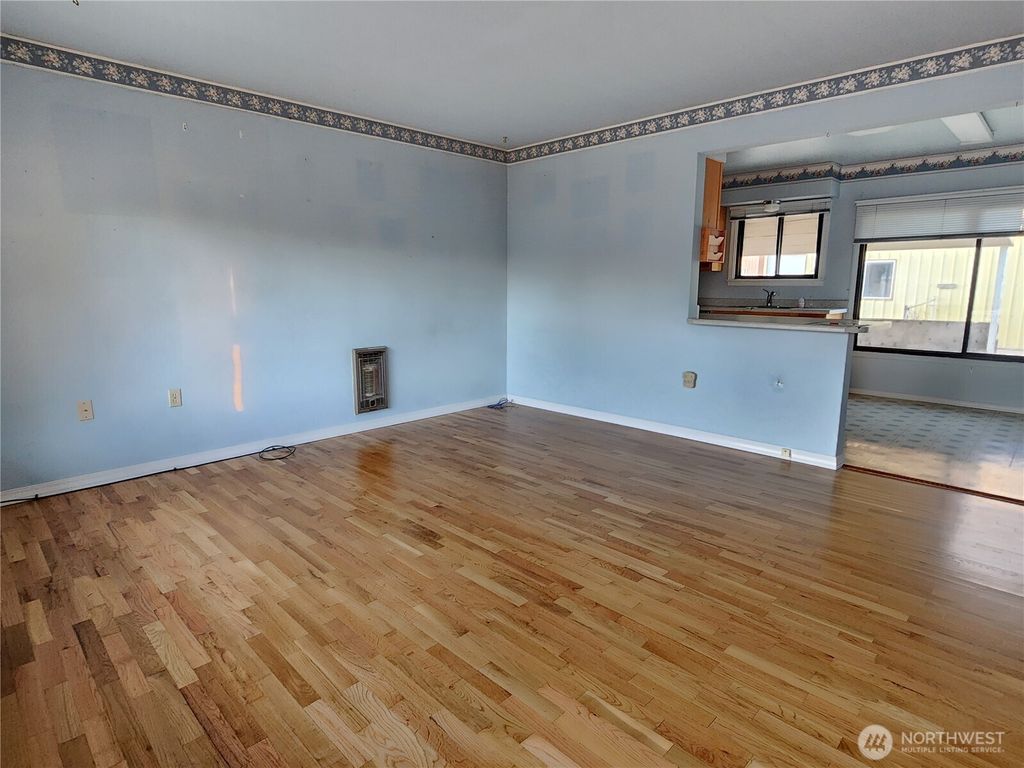 Photo of 111 K Street SW, Quincy, WA 98848 (MLS # 2447957)