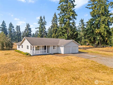 Photo of 17441 110th Avenue SE, Yelm, WA 98597 (MLS # 2565033)