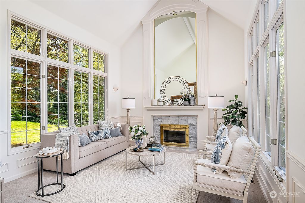 Photo of 24042 NE 30th Place, Sammamish, WA 98074 (MLS # 2226223)