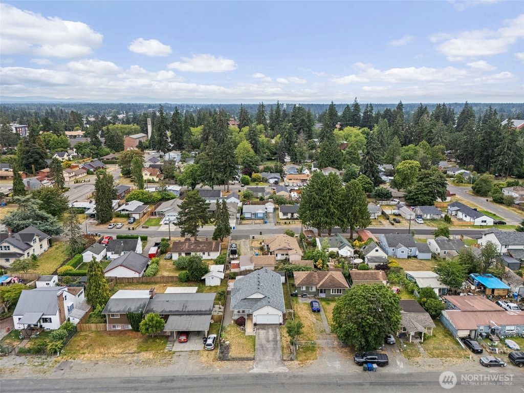 Photo of 628 S 117th Street, Tacoma, WA 98444 (MLS # 2550314)