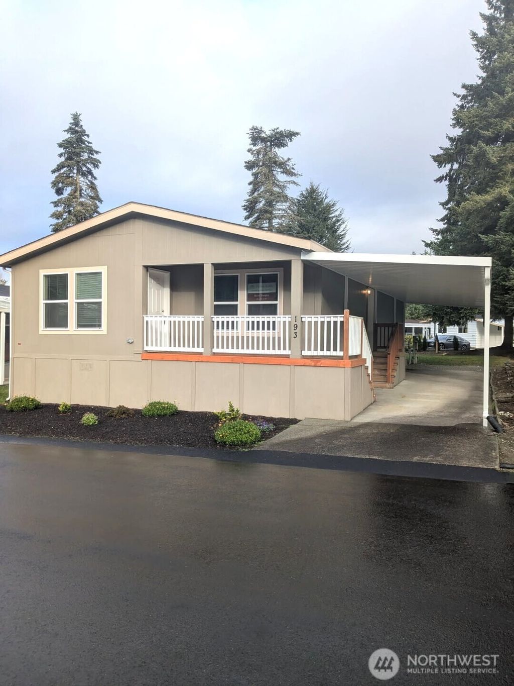 Photo of 620 112th Street SE #193, Everett, WA 98206 (MLS # 2456754)