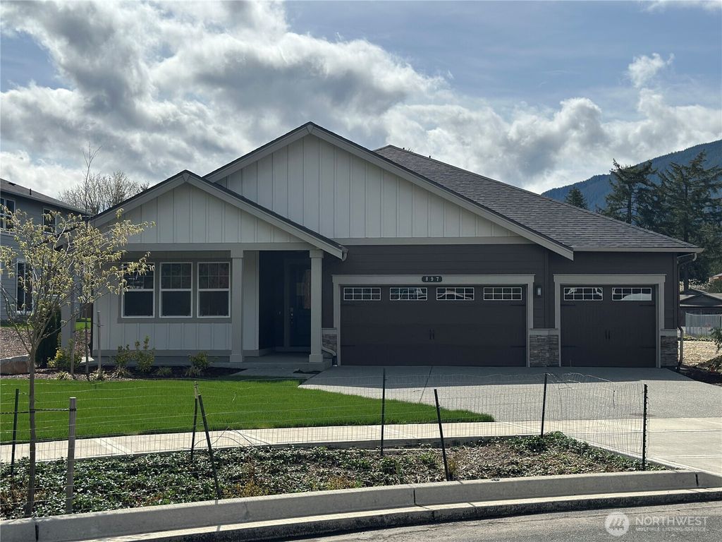 Photo of 897 SE 11th Place, North Bend, WA 98045 (MLS # 2357221)