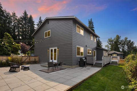 A home in Lake Forest Park