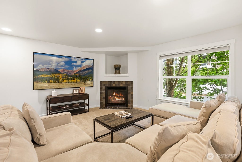Photo of 17520 12th Avenue NE #B, Shoreline, WA 98155 (MLS # 2584374)