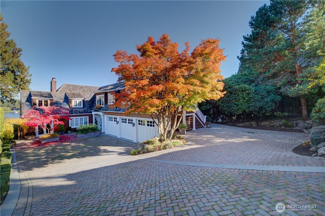 3608 Evergreen Point Road