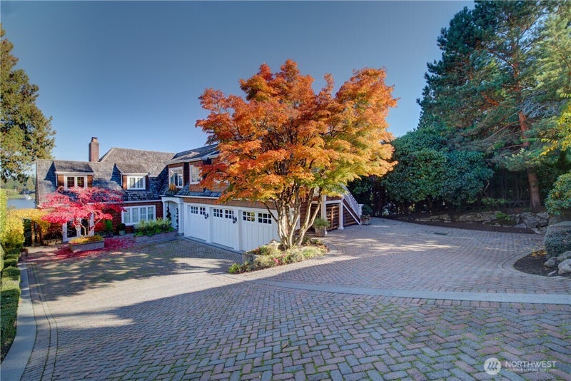 3608 Evergreen Point Road