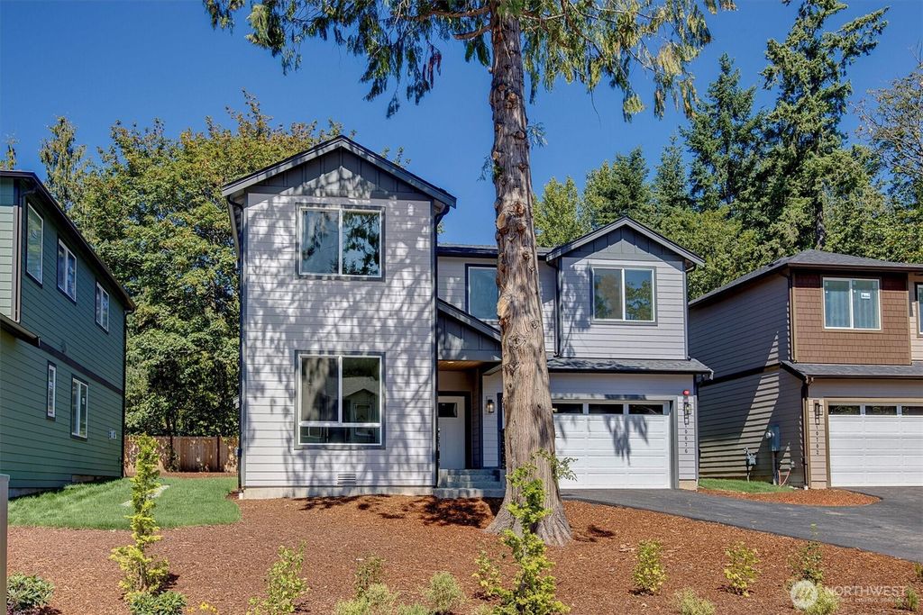 Photo of 10676 SE 170th Pl-Lot 5 Pl, Renton, WA 98055 (MLS # 2332573)