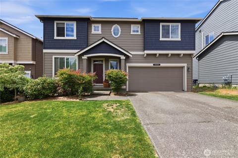 Photo of 15514 79th Avenue E, Puyallup, WA 98375 (MLS # 2536221)