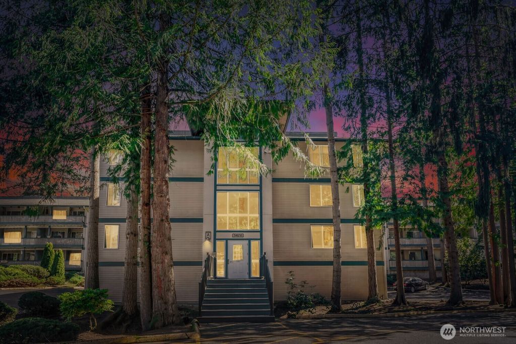 Photo of 5620 5620 200th Street SW #A101, Lynnwood, WA 98036 (MLS # 2499870)