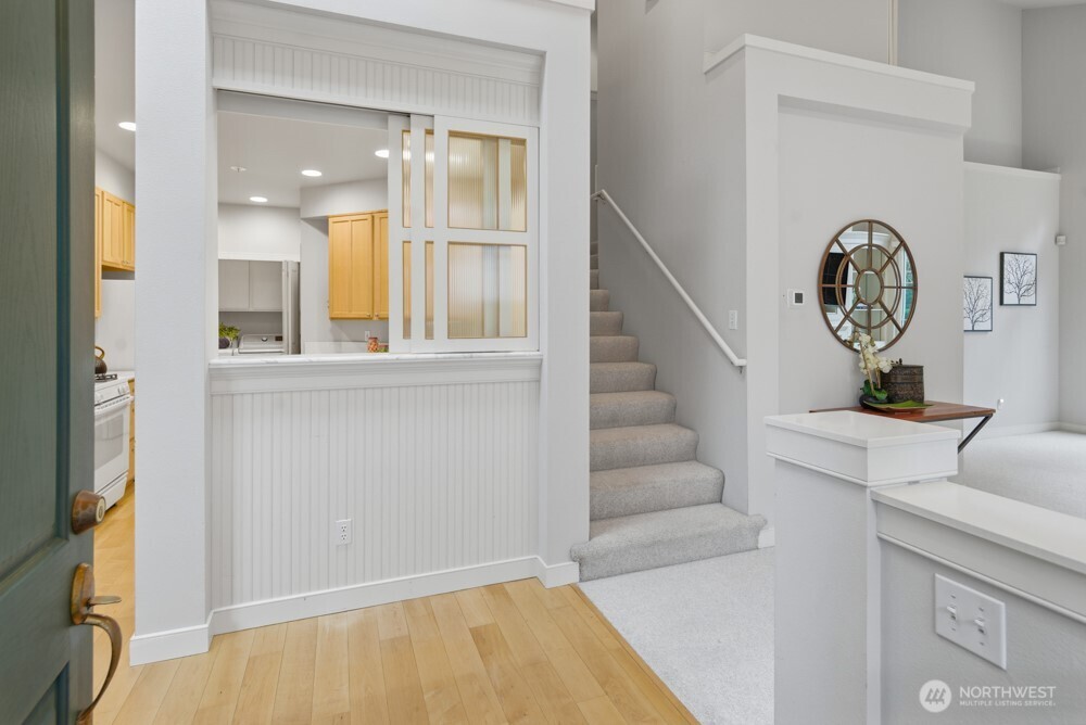 120 Newport Way NW 9