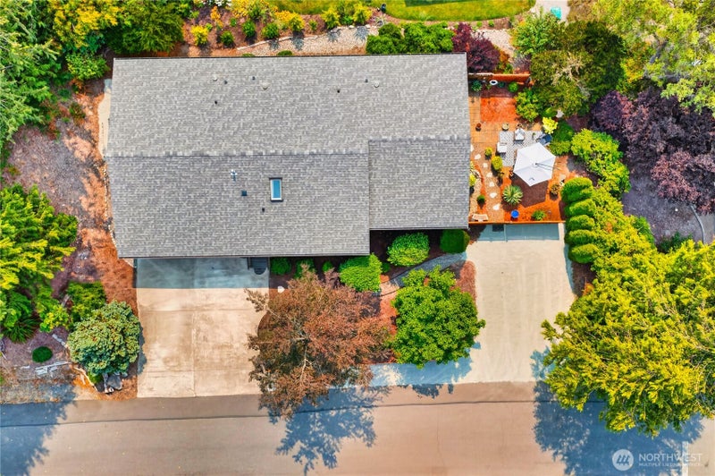 776 shelter bay Drive