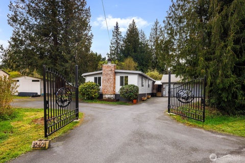 Photo of 18405 SE 162nd Street, Renton, WA 98058 (MLS # 2549129)