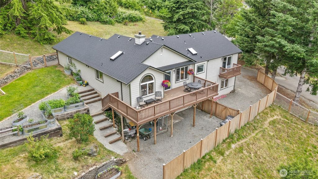 Photo of 26045 Landsburg Road SE, Ravensdale, WA 98051 (MLS # 2395999)