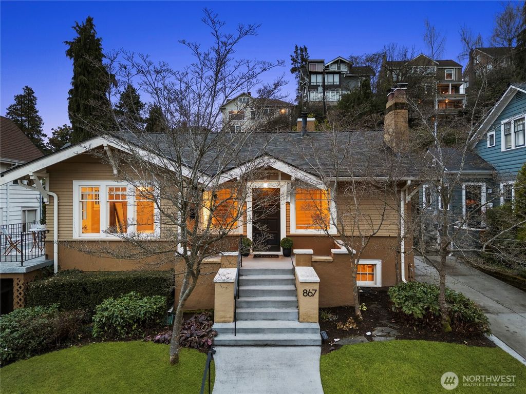Photo of 867 E Gwinn Place, Seattle, WA 98102 (MLS # 2329048)