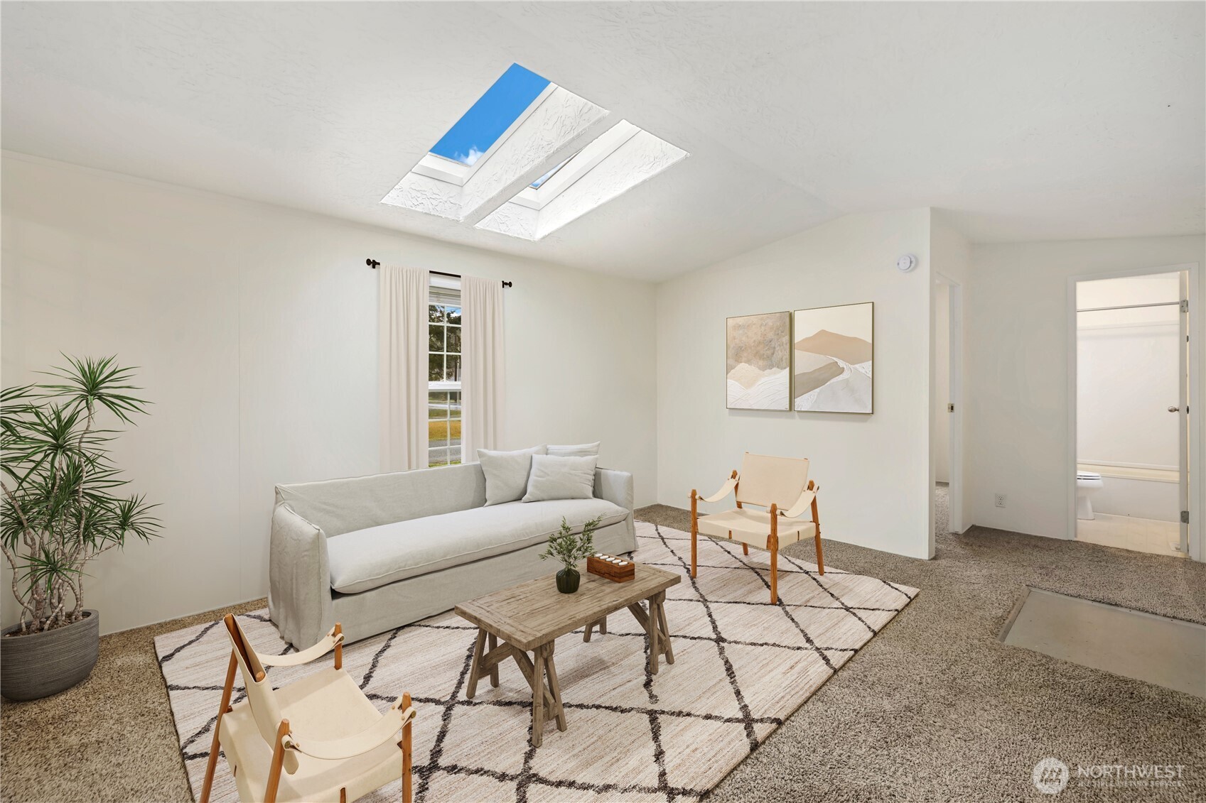 571 N Forrest Street