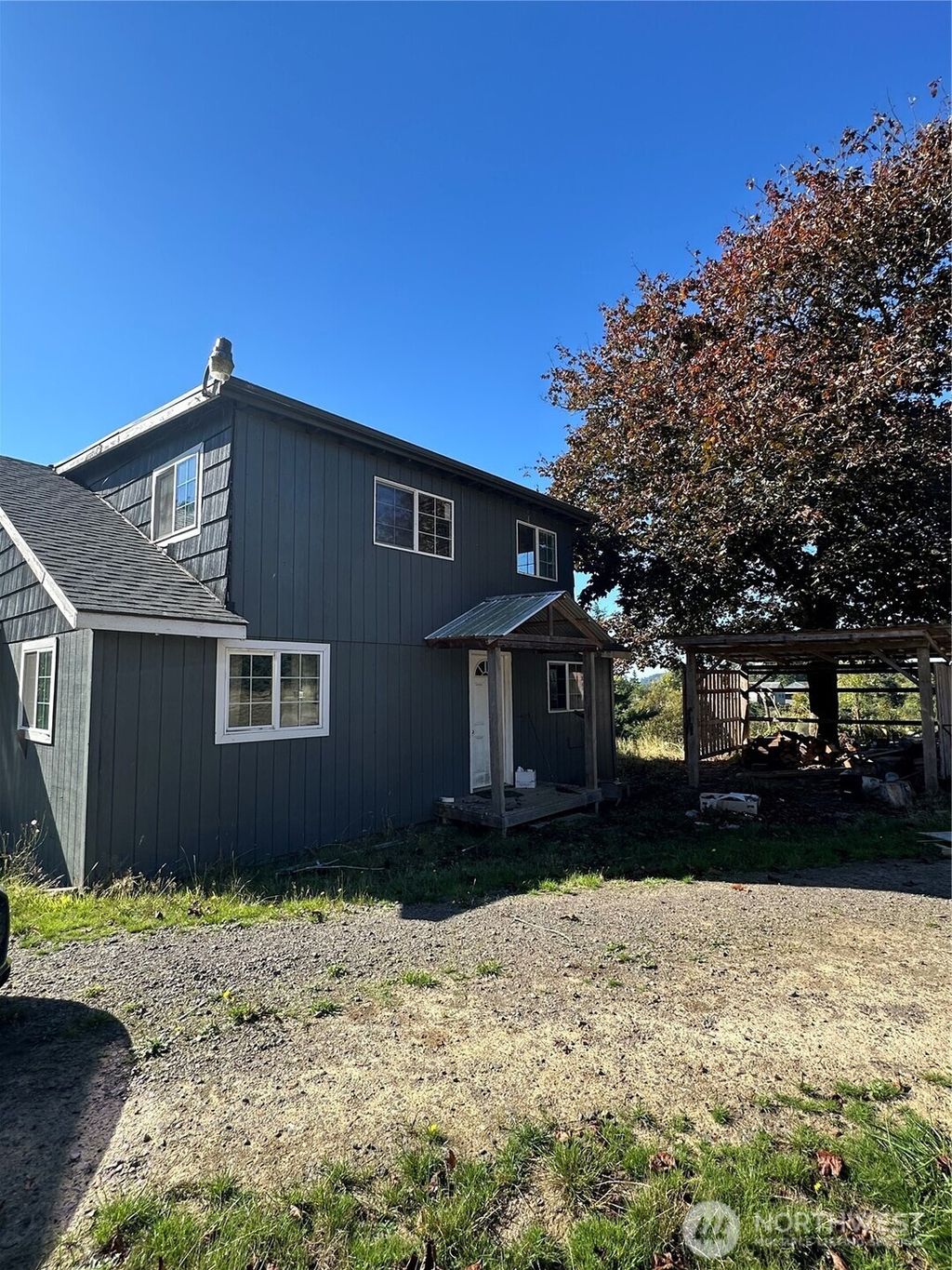 Photo of 550 Holcomb Road, Kelso, WA 98626 (MLS # 2442837)