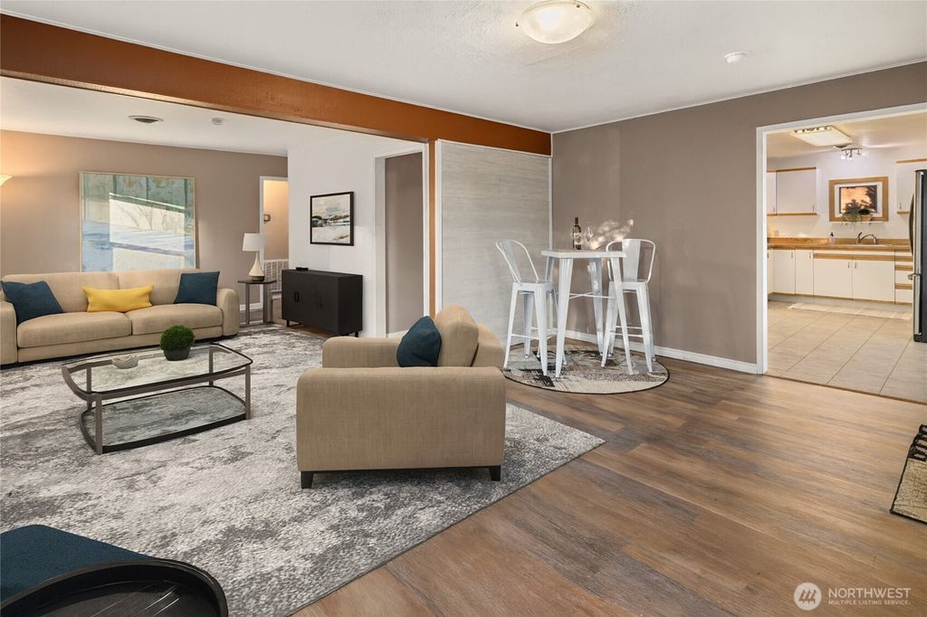 Photo of 805 E 5th Avenue, Ellensburg, WA 98926 (MLS # 2460831)