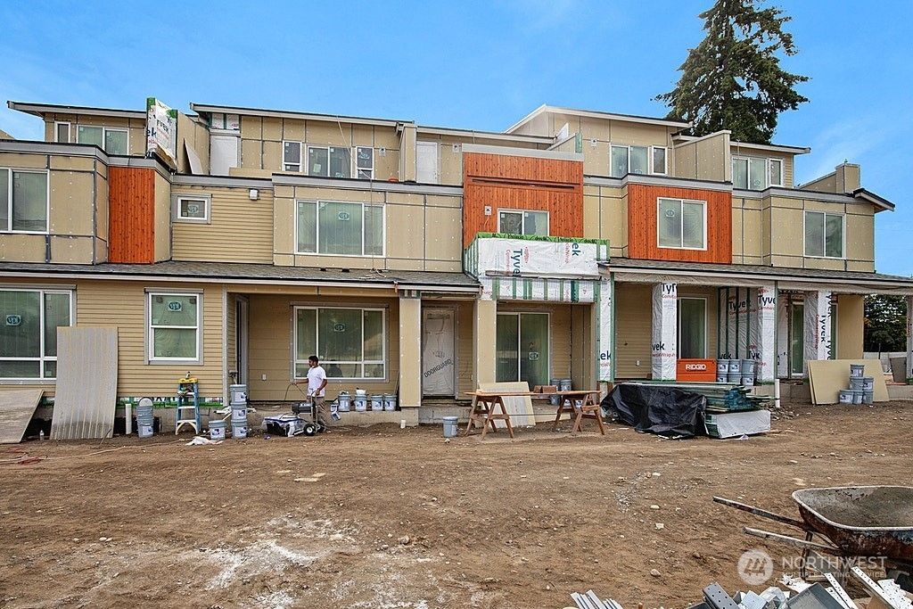 Photo of 2356 N 145th Street #G, Shoreline, WA 98133 (MLS # 2027816)