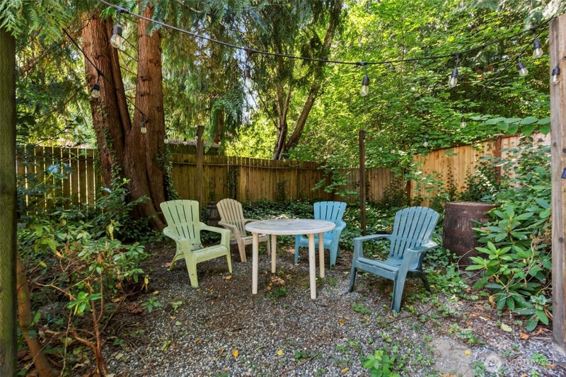 5444 21st Court NE