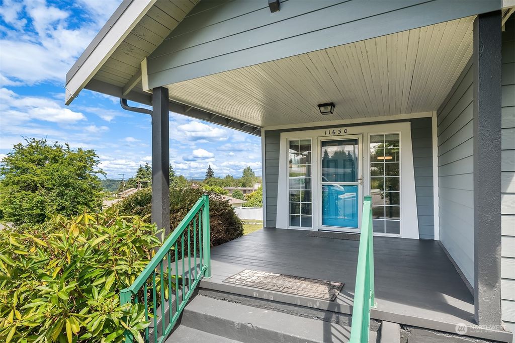Photo of 11630 Roseberg Avenue S, Seattle, WA 98168 (MLS # 2151200)