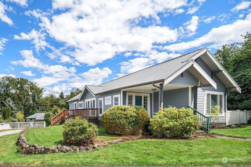 Photo of 11630 Roseberg Avenue S, Seattle, WA 98168 (MLS # 2151200)