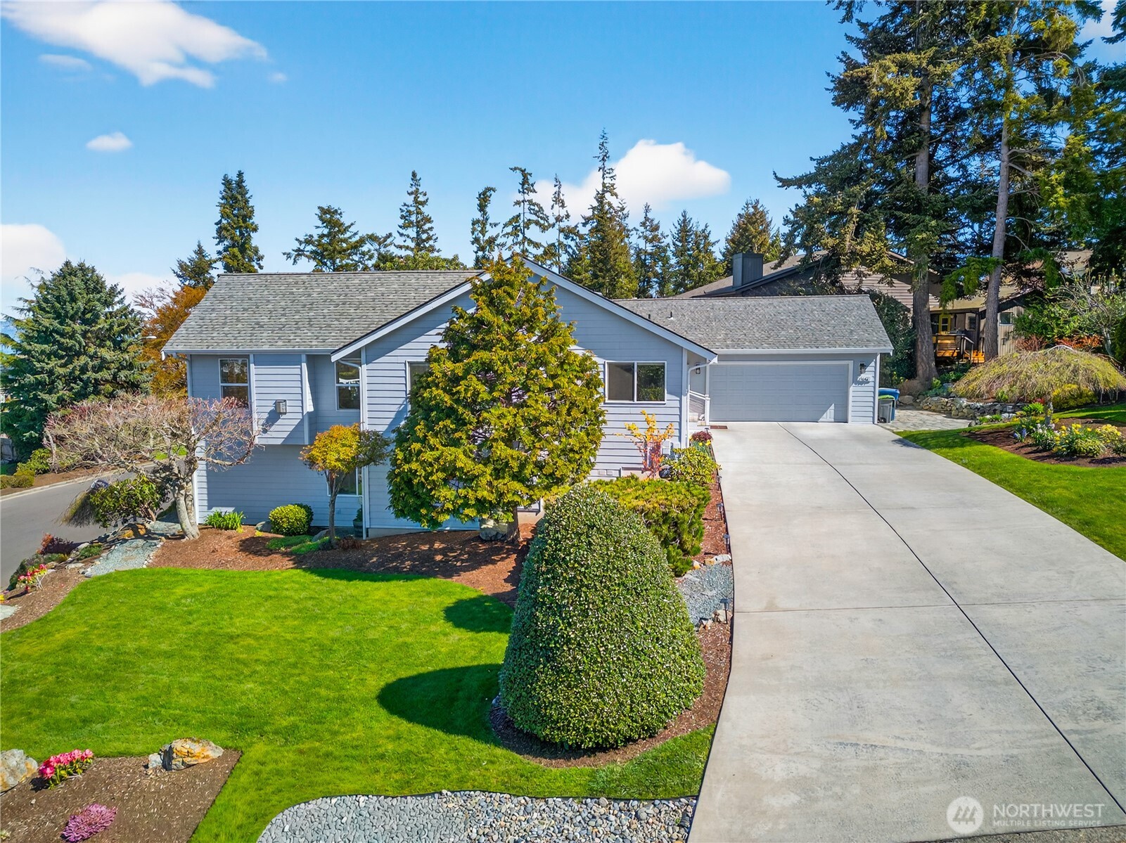 Anacortes, Washington, 98221, United States, 4 Bedrooms Bedrooms, ,3 BathroomsBathrooms,Residential,Active,2035651