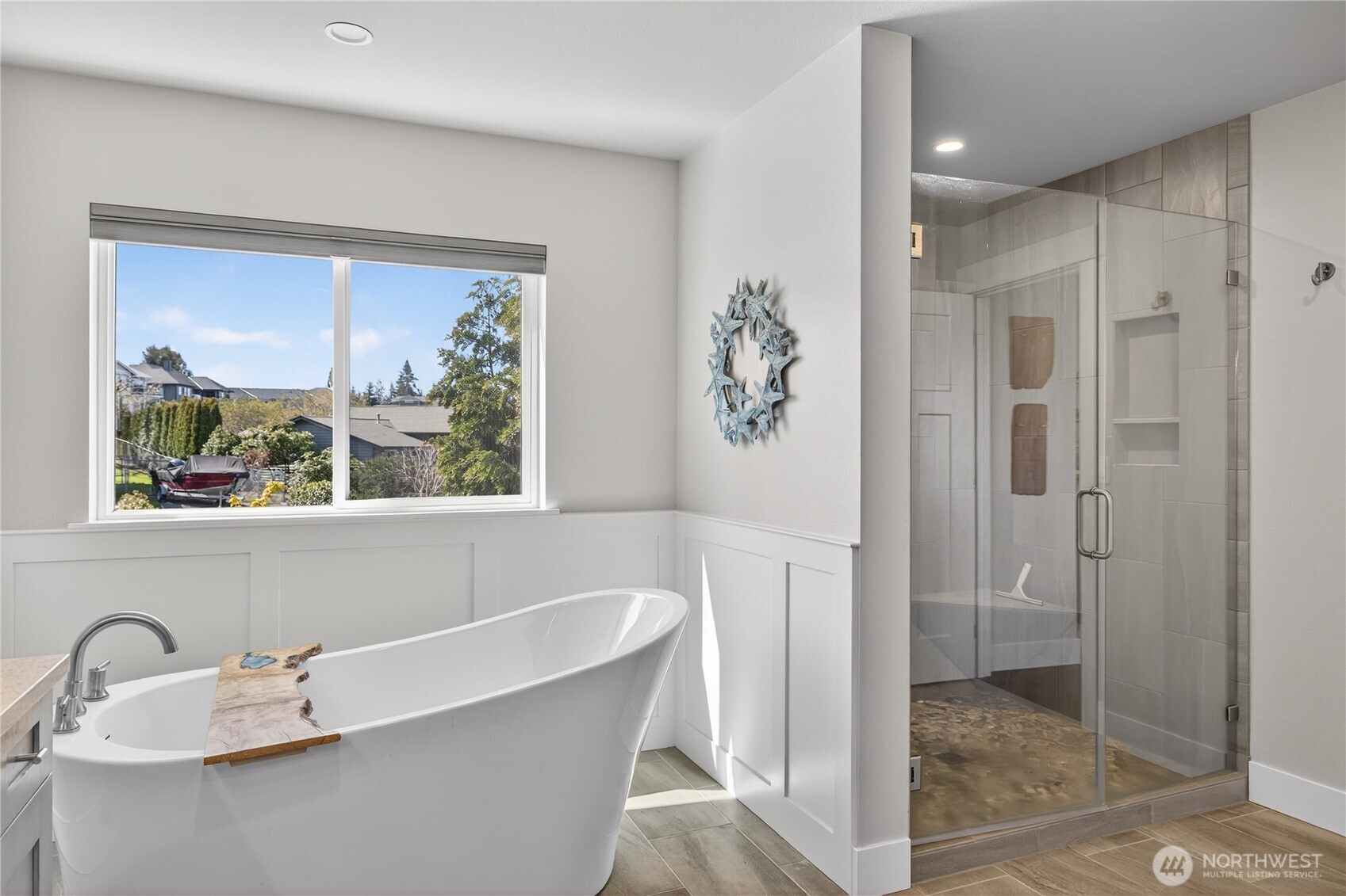 Anacortes, Washington, 98221, United States, 4 Bedrooms Bedrooms, ,3 BathroomsBathrooms,Residential,Active,2035651