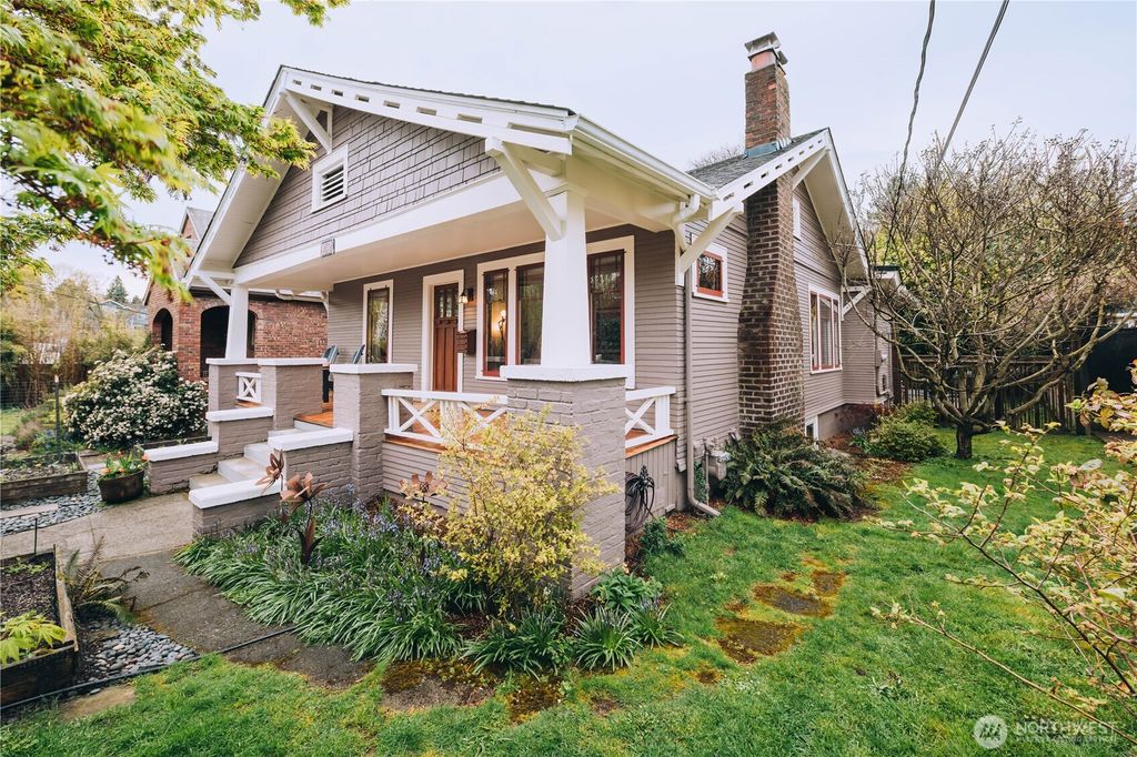 Photo of 1416 N 49th Street, Seattle, WA 98103 (MLS # 2356601)
