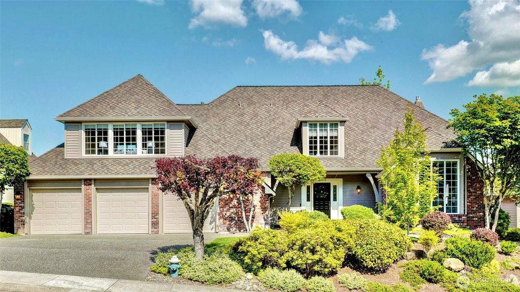 Photo of 2018 217th Place NE, Sammamish, WA 98074 (MLS # 2398754)
