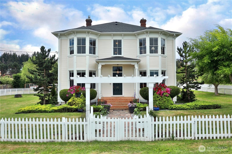 501 NE 9th Street